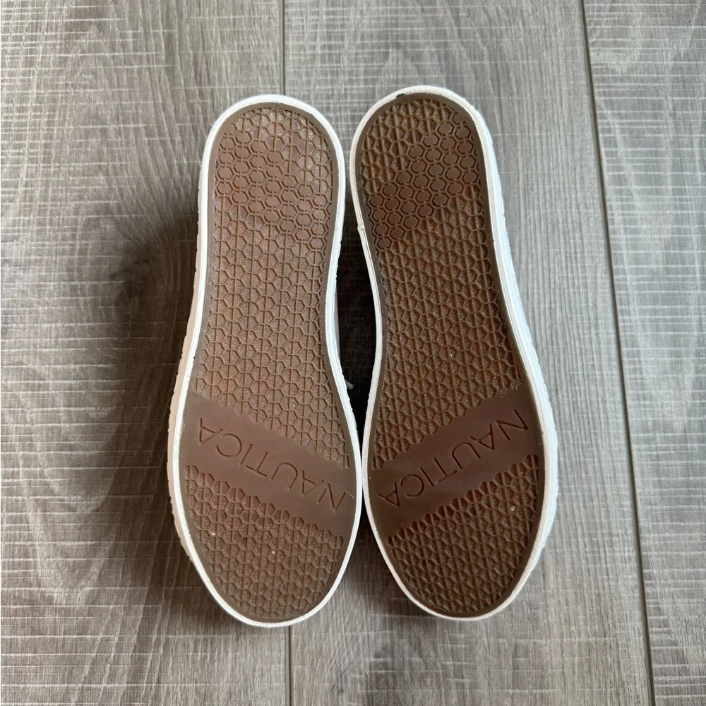 Women’s Nautica Classic White Lace-Up Sneakers Size 6.5 - Picture 6 of 6